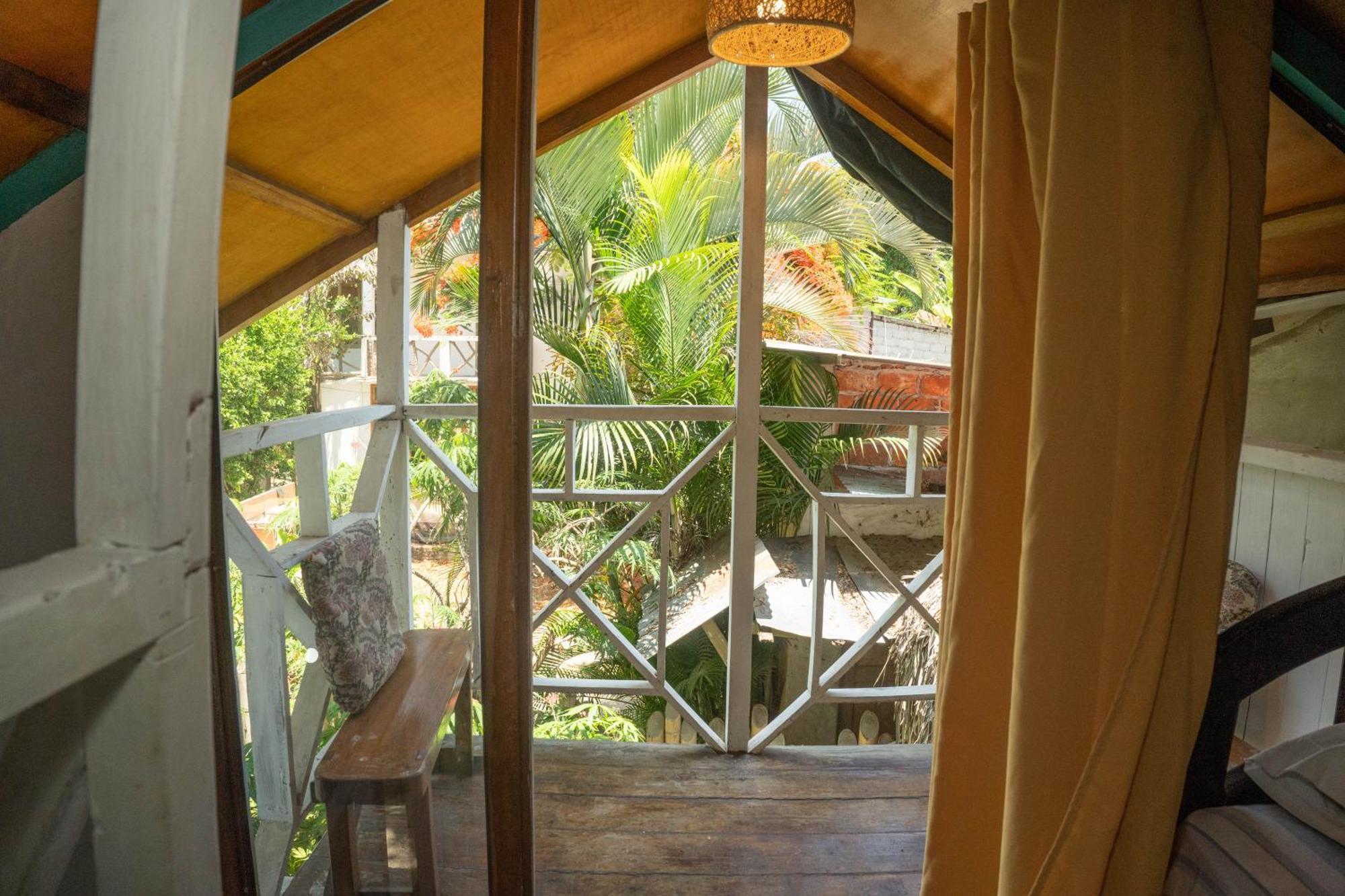 Bed And Breakfast Puerto Lopez Luaran gambar