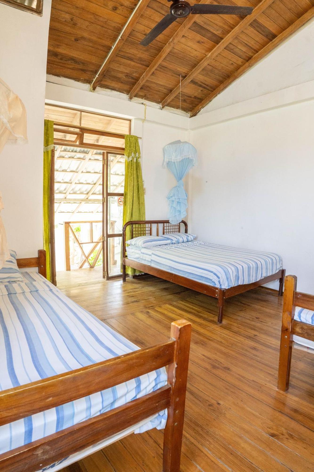 Bed And Breakfast Puerto Lopez Luaran gambar